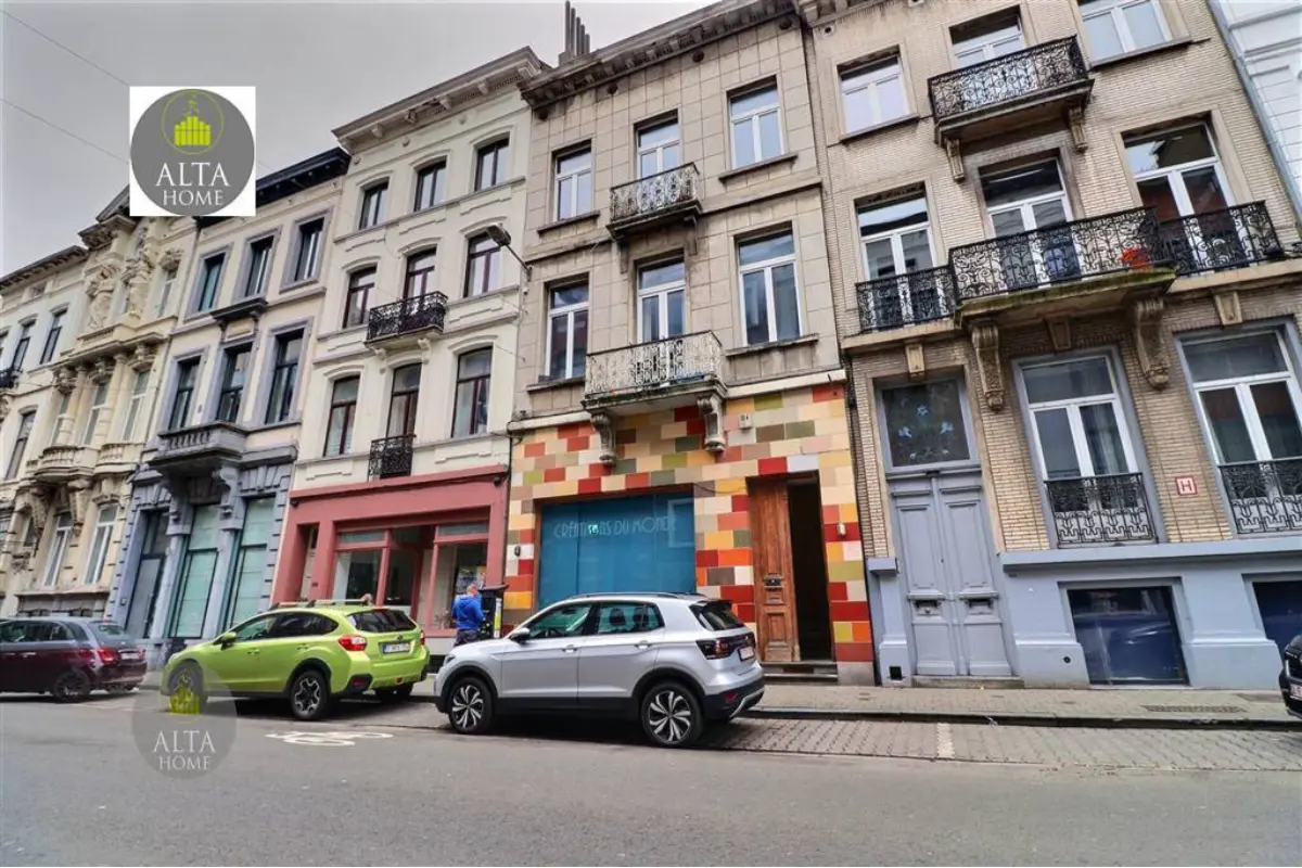 Immeuble de rapport - Immeuble à appartement à vendre à Ixelles 1050 980000.00€ 5 chambres 280.00m² - annonce 534136