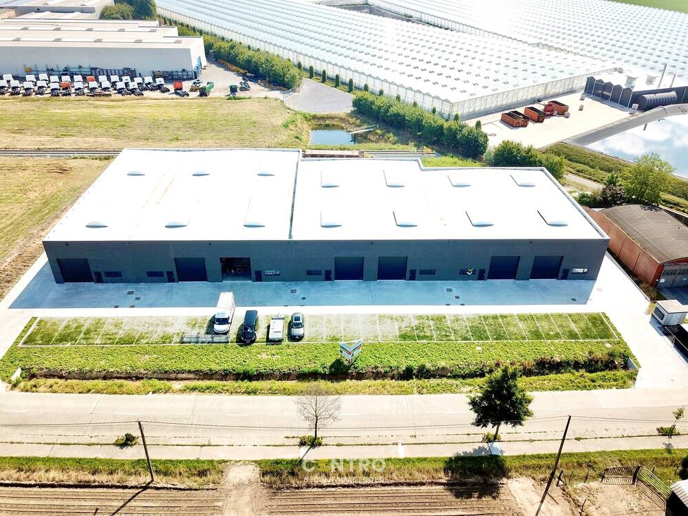 Handelszaak te  koop in Oostnieuwkerke 8840 0.00€  slaapkamers 180.00m² - Zoekertje 534687