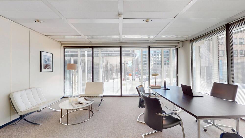 Handelszaak te  huur in Brussel 1000 0.00€  slaapkamers 85.60m² - Zoekertje 535616
