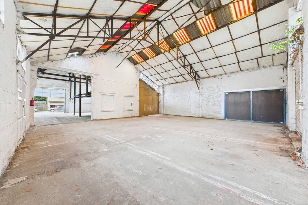 Handelszaak te  koop in Bissegem 8501 159000.00€  slaapkamers 290.00m² - Zoekertje 535188