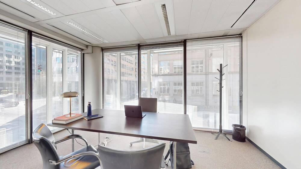 Commerce à louer à Etterbeek 1040 0.00€ chambres 1.00m² - annonce 535614
