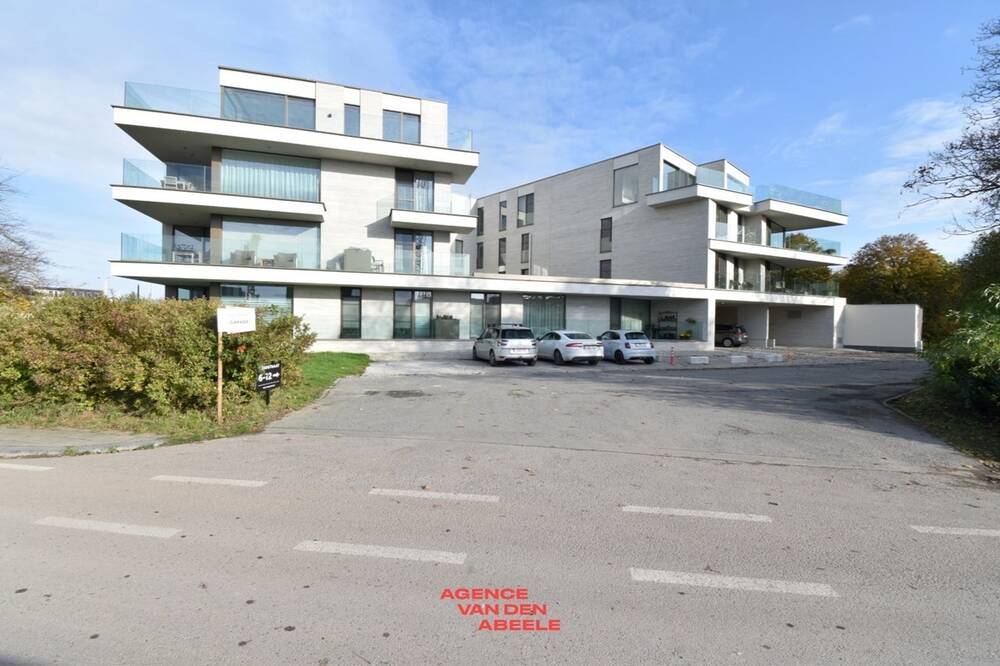 Box à louer à Bruges 8000 170.00€ chambres m² - annonce 535674