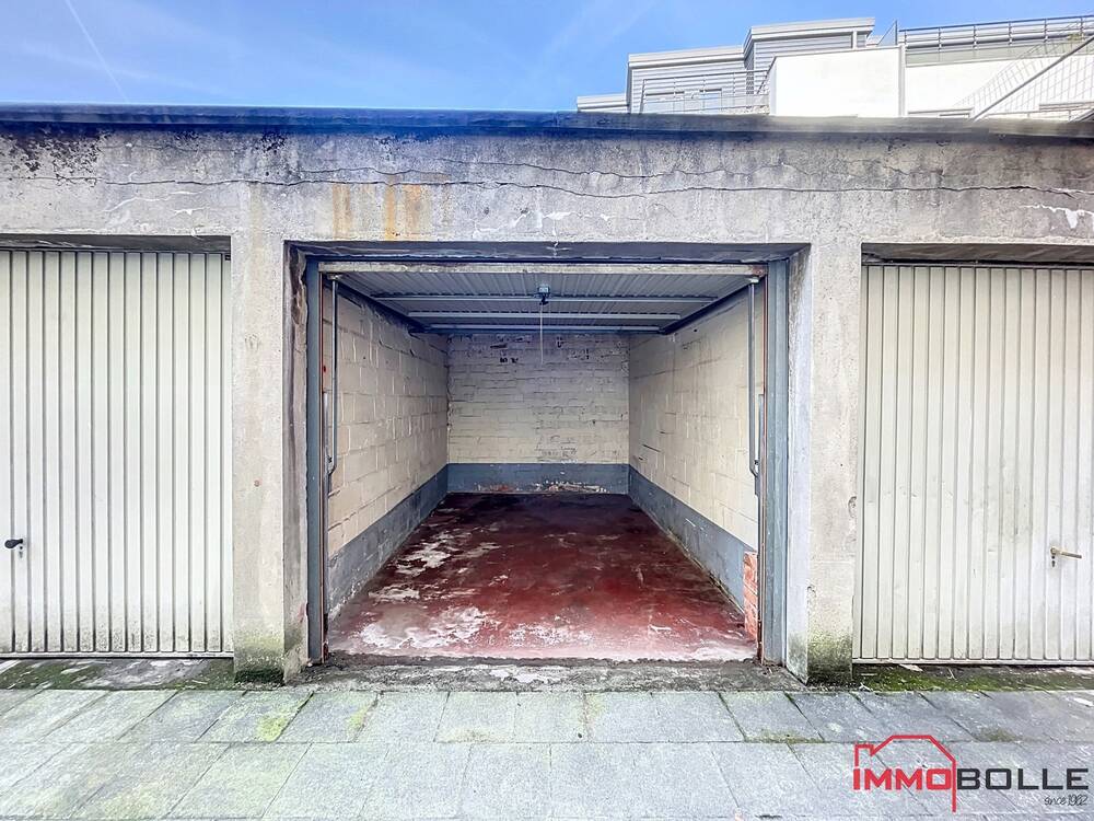 Box te  koop in Etterbeek 1040 30000.00€  slaapkamers m² - Zoekertje 535869
