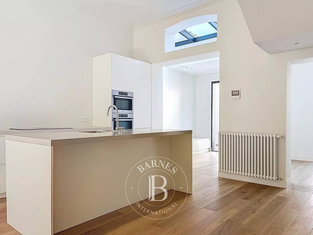 Maison à louer à Ixelles 1050 3900.00€ 4 chambres 261.00m² - annonce 536481