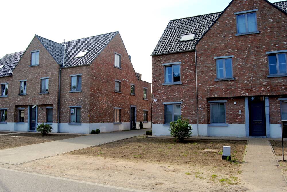 Box à louer à Halle 2980 100.00€ chambres m² - annonce 537168