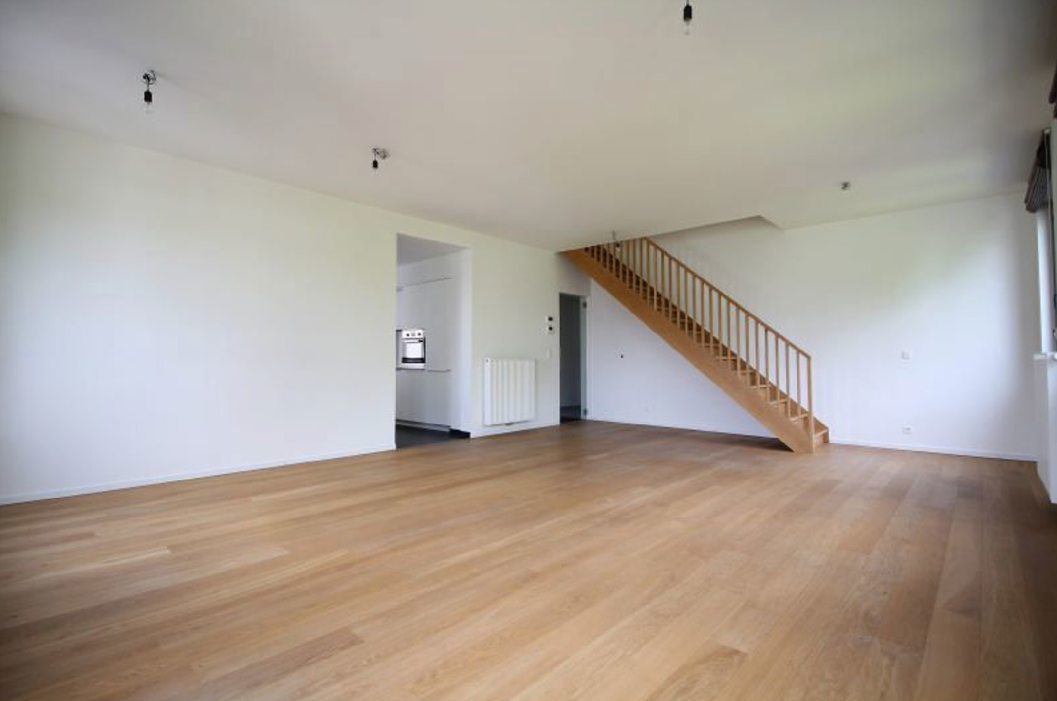 Duplex à louer à Bruxelles 1000 2700.00€ 4 chambres 170.00m² - annonce 537389