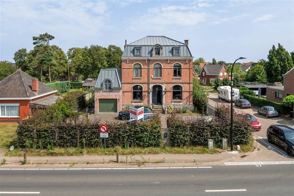 Maison de maître à vendre à Lille 2275 599000.00€ 6 chambres 488.93m² - annonce 538203