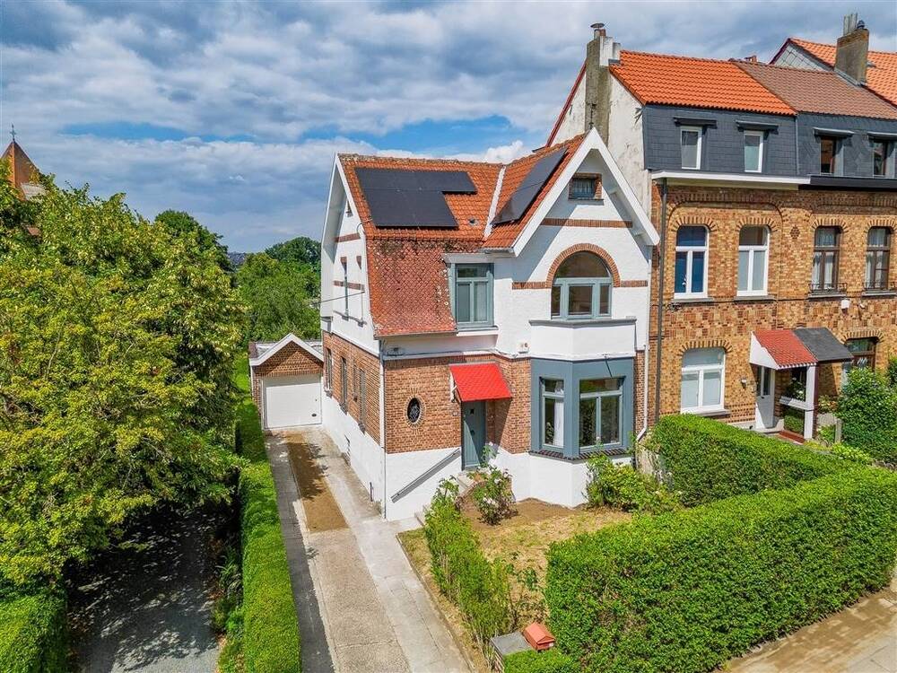 Huis te  huur in Ukkel 1180 2100.00€ 3 slaapkamers 130.00m² - Zoekertje 539249