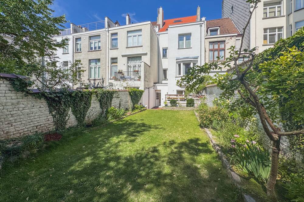 Huis te huur in Etterbeek 1040 3450.00€ 4 slaapkamers 292.00m² - Zoekertje 539254