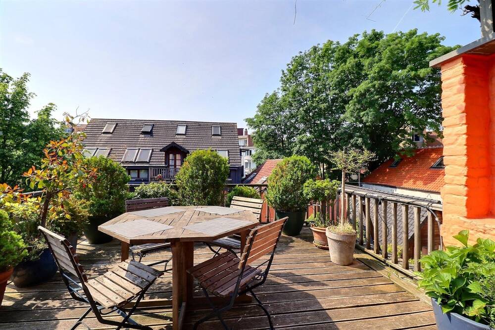 Triplex te  huur in Etterbeek 1040 3185.00€ 3 slaapkamers 250.00m² - Zoekertje 538907