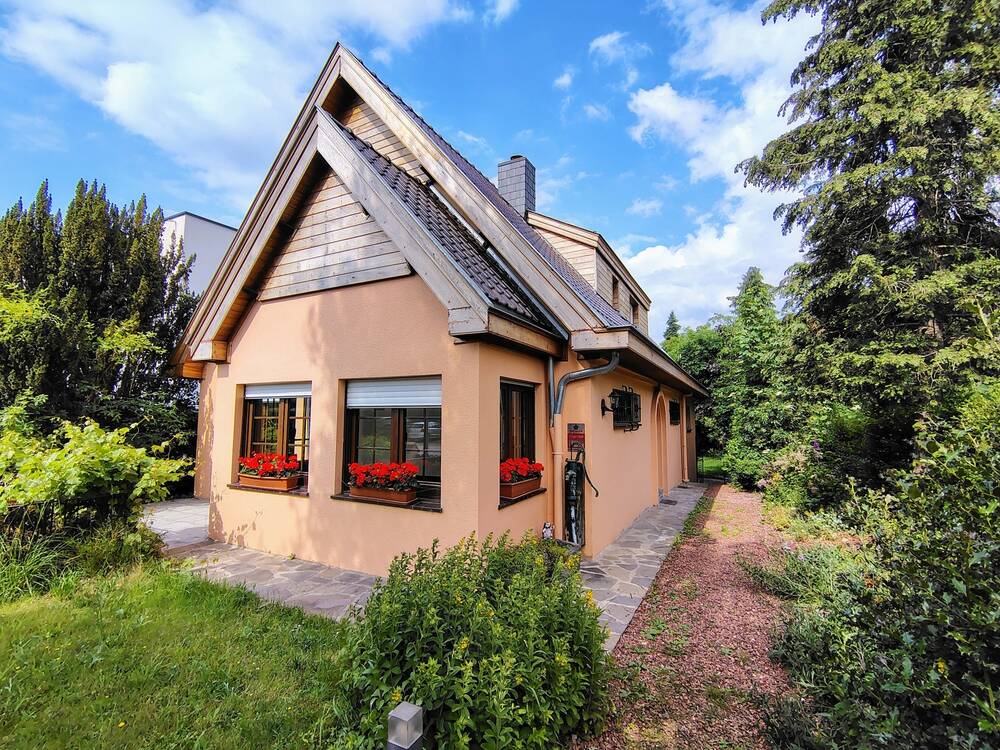 Villa à louer à Wezembeek-Oppem 1970 2340.00€ 4 chambres 180.00m² - annonce 540241