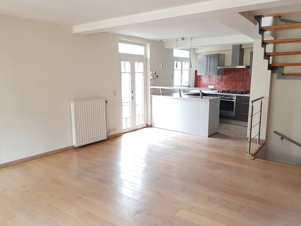 Triplex te  huur in Sint-Joost-ten-Node 1210 1260.00€ 2 slaapkamers 88.00m² - Zoekertje 539763