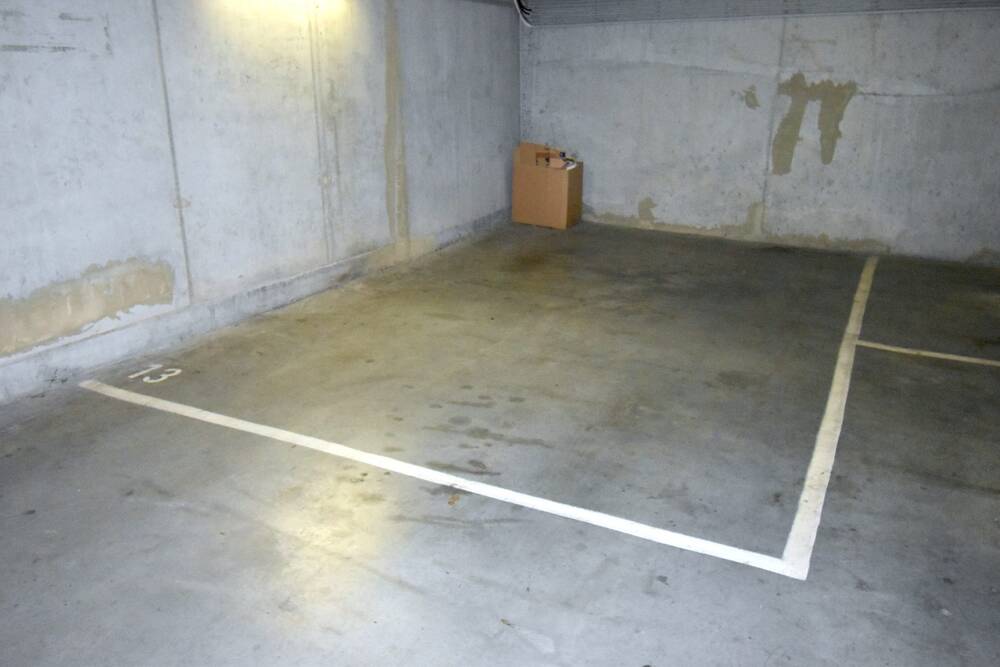 Box te koop in Schaarbeek 1030 17500.00€ slaapkamers m² - Zoekertje 539644