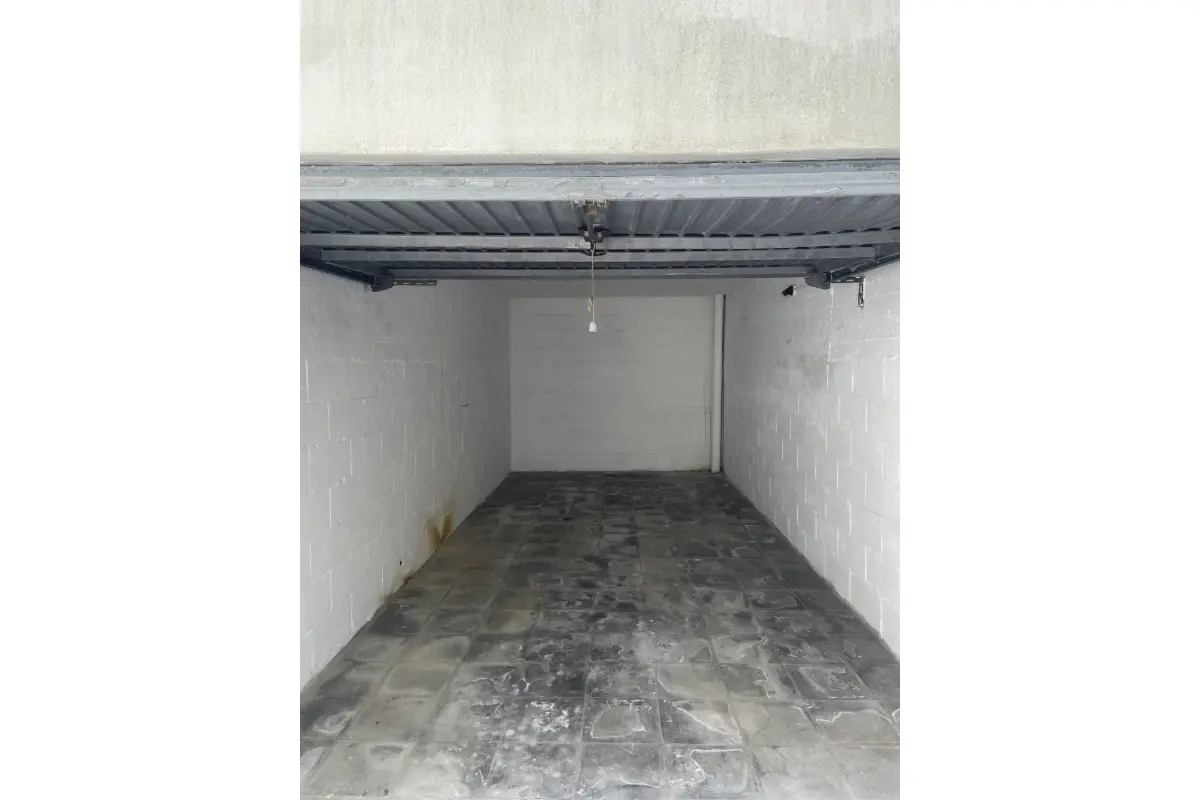 Parking / garage à vendre à Woluwe-Saint-Lambert 1200 50000.00€  chambres m² - annonce 541582