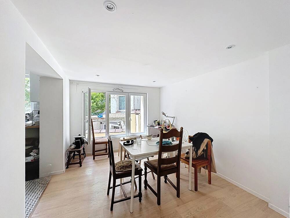 Benedenverdieping te koop in Sint-Jans-Molenbeek 1080 249000.00€ 3 slaapkamers 149.00m² - Zoekertje 541958