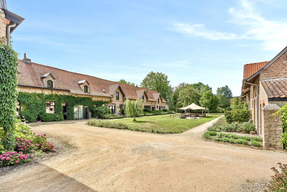 Bungalow à vendre à Nieuport 8620 0.00€ 20 chambres 2000.00m² - annonce 542830