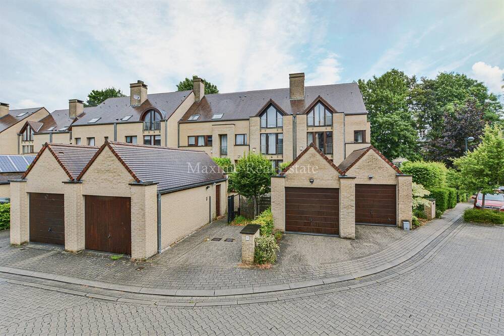 Maison à louer à Woluwe-Saint-Lambert 1200 2500.00€ 4 chambres 210.00m² - annonce 543345