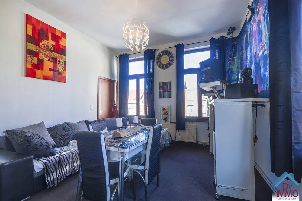 Appartement te  koop in Vorst 1190 165000.00€ 1 slaapkamers 50.00m² - Zoekertje 543658