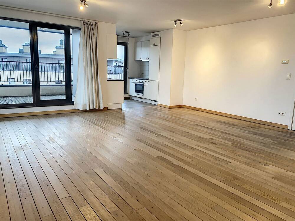 Penthouse à louer à Woluwe-Saint-Lambert 1200 1600.00€ 3 chambres 112.00m² - annonce 544394