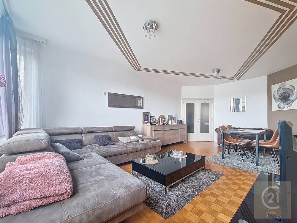Appartement te  koop in Vorst 1190 295000.00€ 2 slaapkamers 90.00m² - Zoekertje 544948