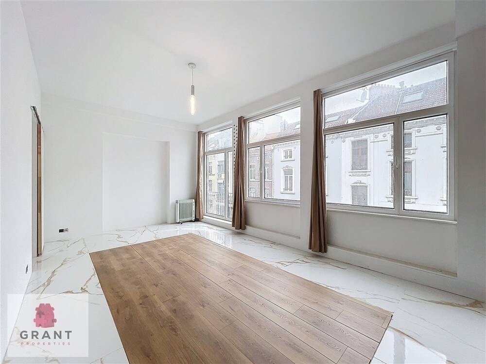 Studio te  huur in Brussel 1000 800.00€ 1 slaapkamers 35.00m² - Zoekertje 544688