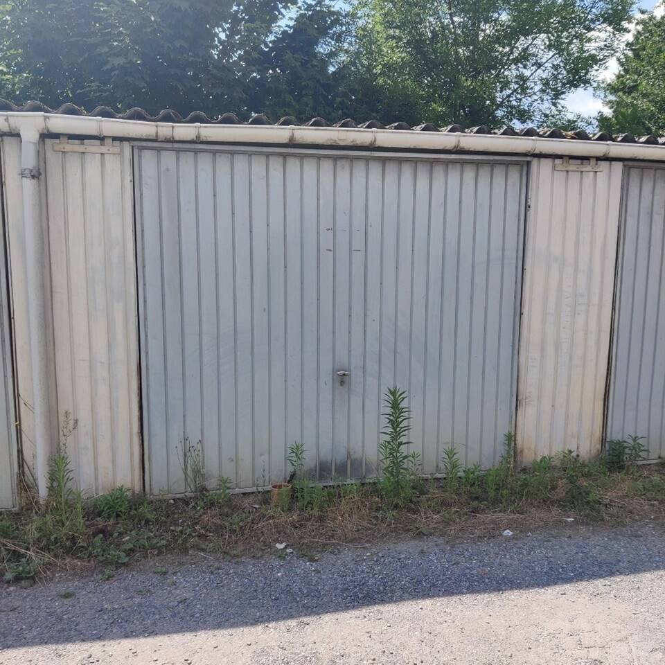 Box te  huur in Geel 2440 70.00€  slaapkamers m² - Zoekertje 544570