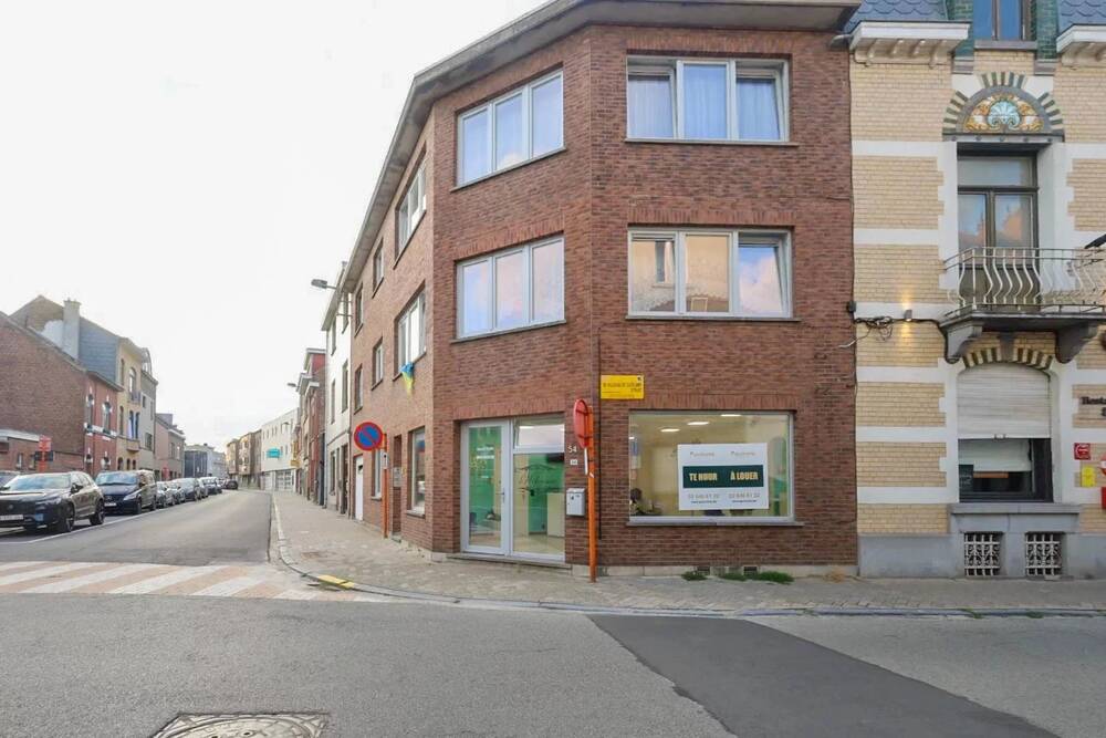 Commerce à  à Strombeek-Bever 1853 1200.00€ 1 chambres 59.00m² - annonce 546336