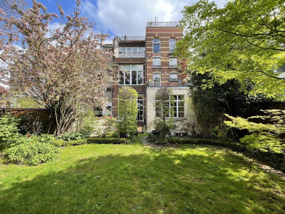 Rez-de-chaussée à louer à Ixelles 1050 3400.00€ 5 chambres 335.00m² - annonce 546255