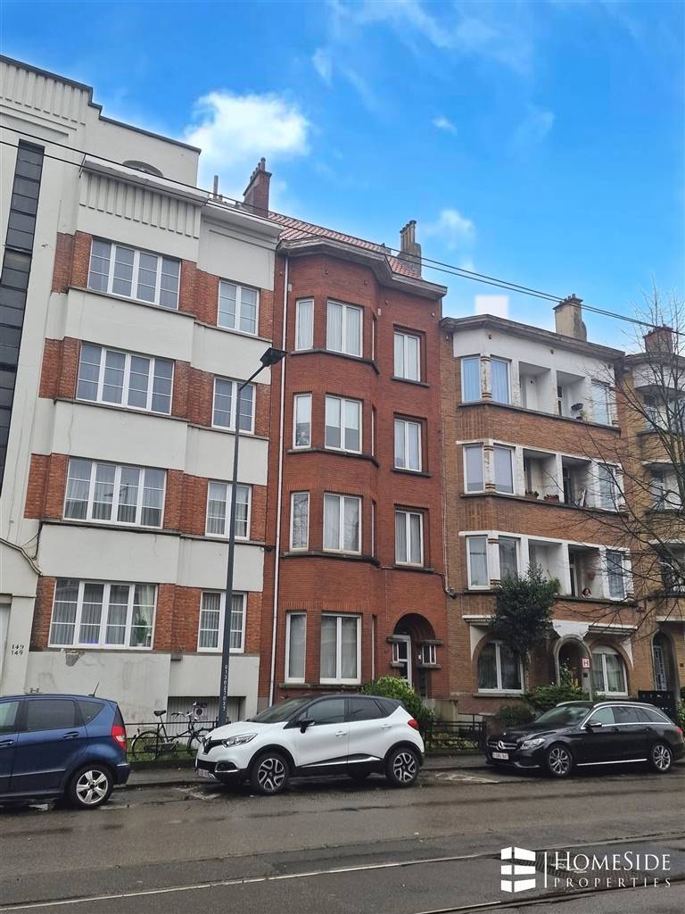 Immeuble de rapport - Immeuble à appartement à vendre à Molenbeek-Saint-Jean 1080 695000.00€ 8 chambres 450.00m² - annonce 546311