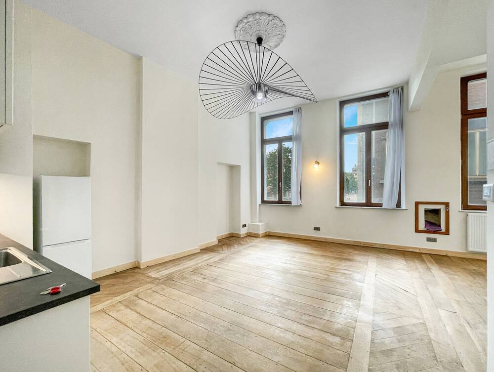 Rez-de-chaussée à louer à Namur 5000 695.00€ 1 chambres 50.00m² - annonce 546017