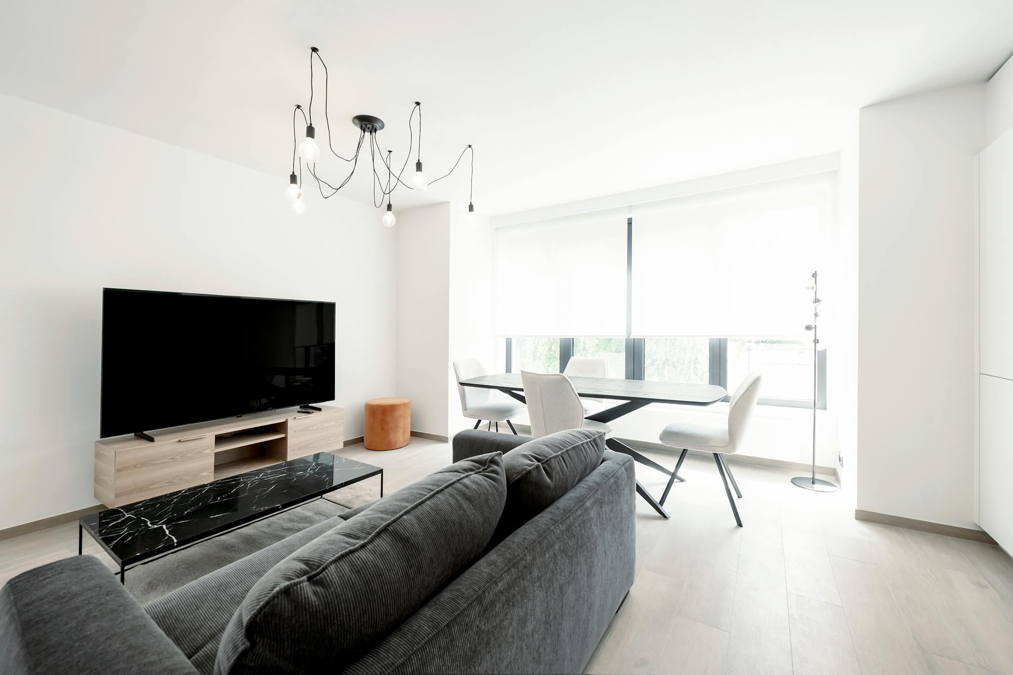 Appartement te  huur in Etterbeek 1040 1200.00€ 1 slaapkamers 65.00m² - Zoekertje 547648