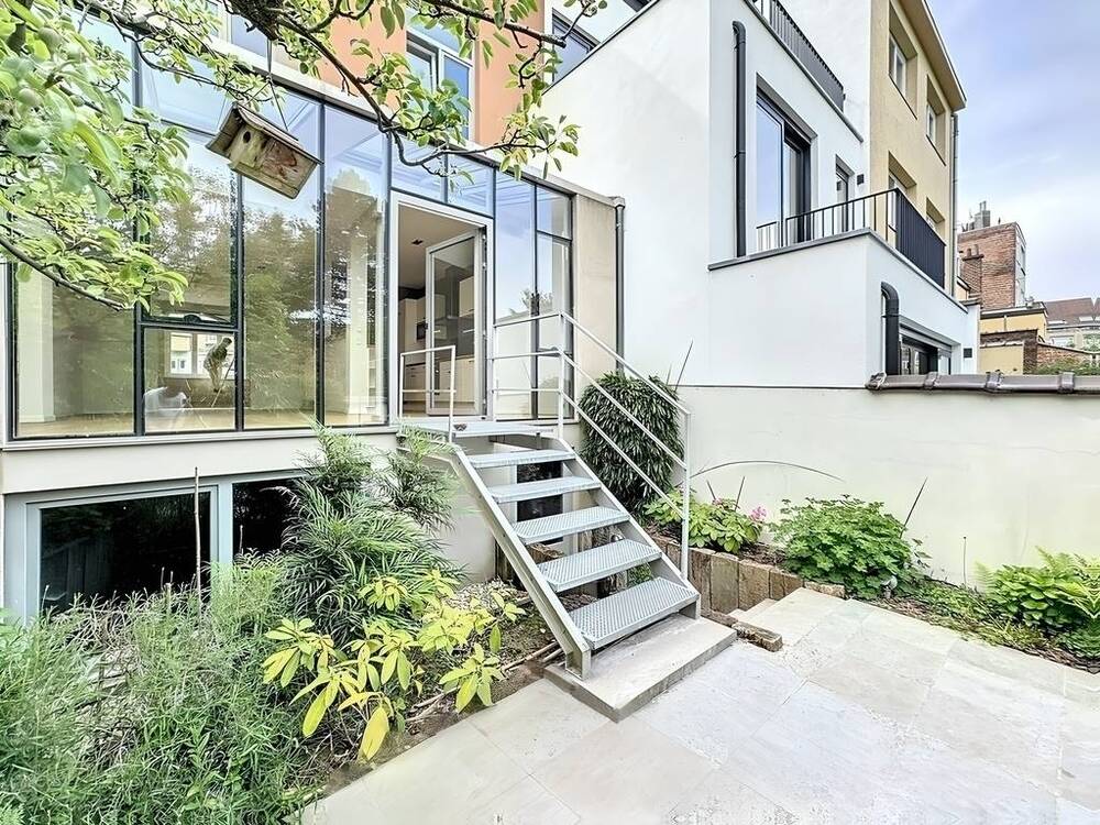 Maison à vendre à Auderghem 1160 749000.00€ 4 chambres 215.00m² - annonce 547432
