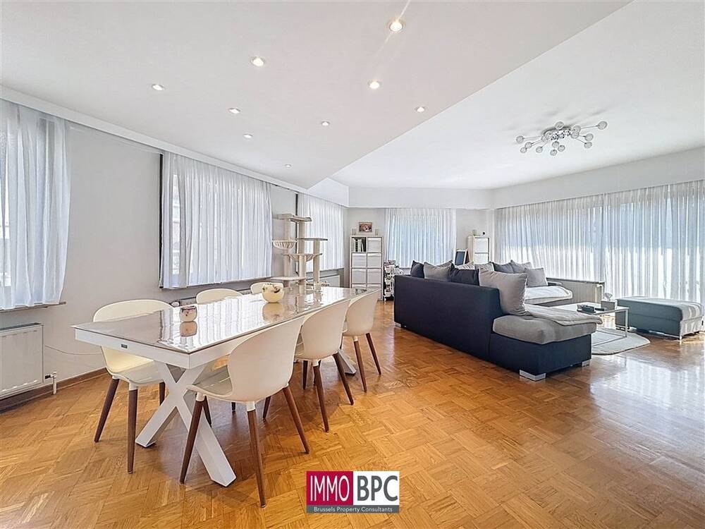 Appartement te  koop in Sint-Agatha-Berchem 1082 325000.00€ 3 slaapkamers 140.00m² - Zoekertje 546589