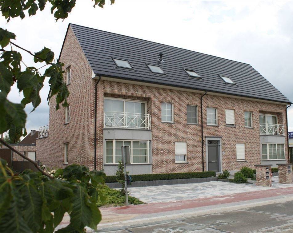 Triplex te  huur in Oppuurs 2890 810.00€ 2 slaapkamers 90.00m² - Zoekertje 548342