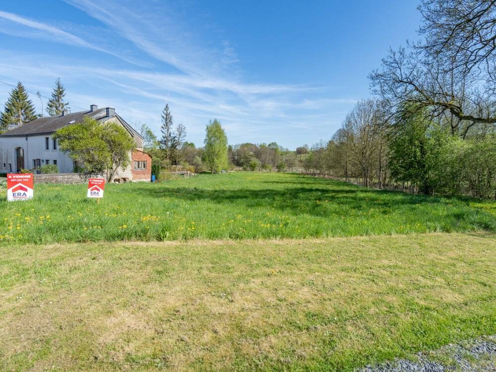 Bouwgrond te koop in Sainte-Ode 6680 185000.00€ slaapkamers m² - Zoekertje 548246