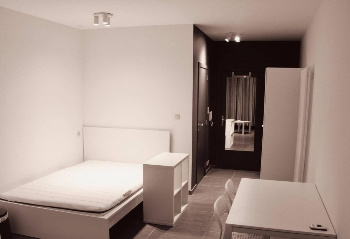 Studio te  huur in Brussel 1000 680.00€ 1 slaapkamers 15.00m² - Zoekertje 548785