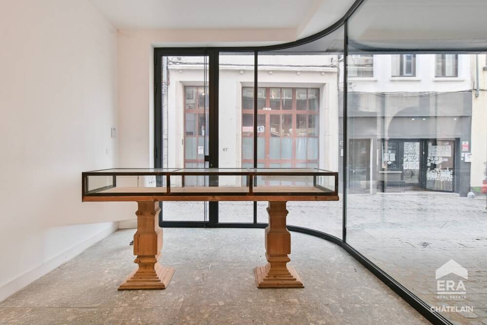 Handelszaak te  huur in Brussel 1000 1100.00€ 0 slaapkamers 41.00m² - Zoekertje 548658