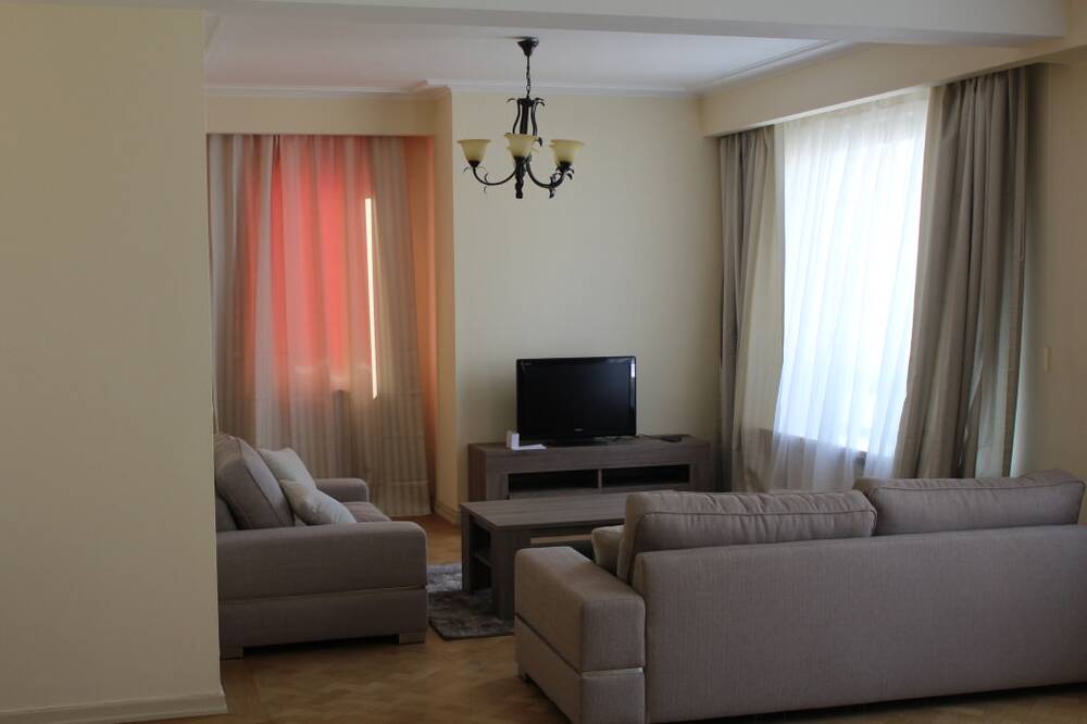 Appartement à  à Ixelles 1050 3200.00€ 3 chambres 161.00m² - annonce 550038