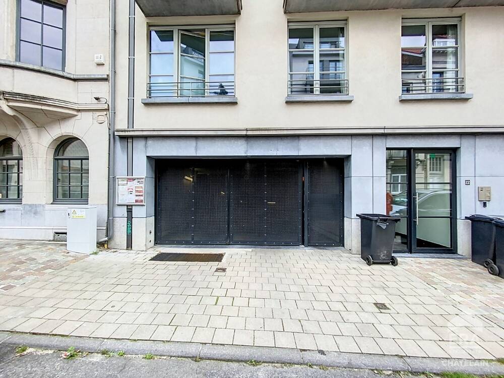 Parking à  à Bruxelles 1000 30000.00€  chambres m² - annonce 550015