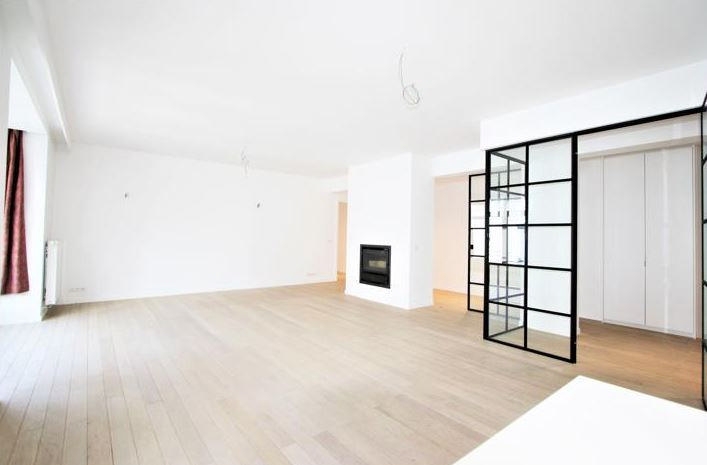 Appartement à à Saint-Gilles 1060 2600.00€ 3 chambres 146.00m² - annonce 550044