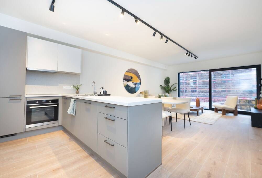 Appartement te  koop in Sint-Agatha-Berchem 1082 317500.00€ 1 slaapkamers 72.00m² - Zoekertje 549797