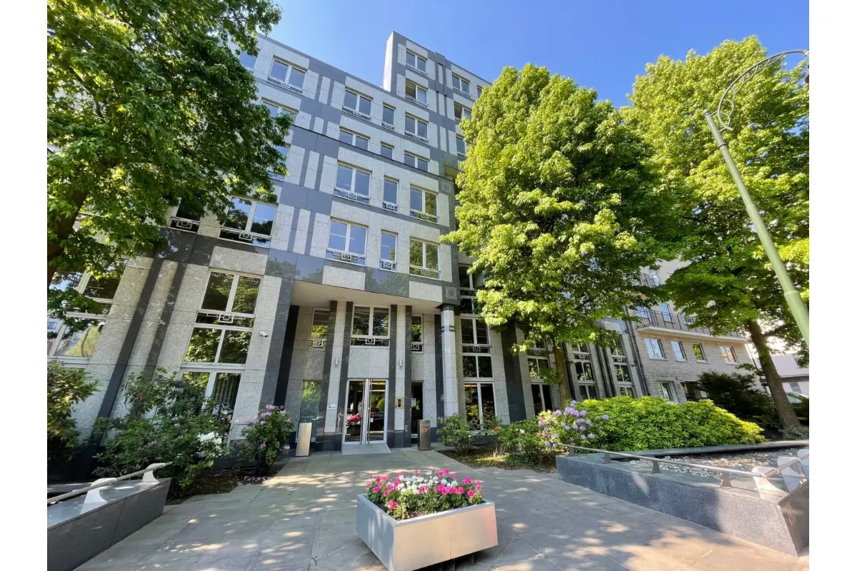 Commerce à louer à Woluwe-Saint-Pierre 1150 4850.00€  chambres 388.00m² - annonce 549443