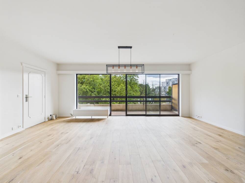 Appartement te  huur in Sint-Pieters-Woluwe 1150 2100.00€ 3 slaapkamers 150.00m² - Zoekertje 550149