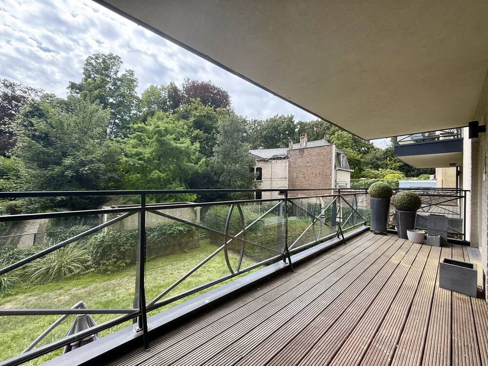 Appartement te  huur in Sint-Pieters-Woluwe 1150 2750.00€ 3 slaapkamers 225.00m² - Zoekertje 550279