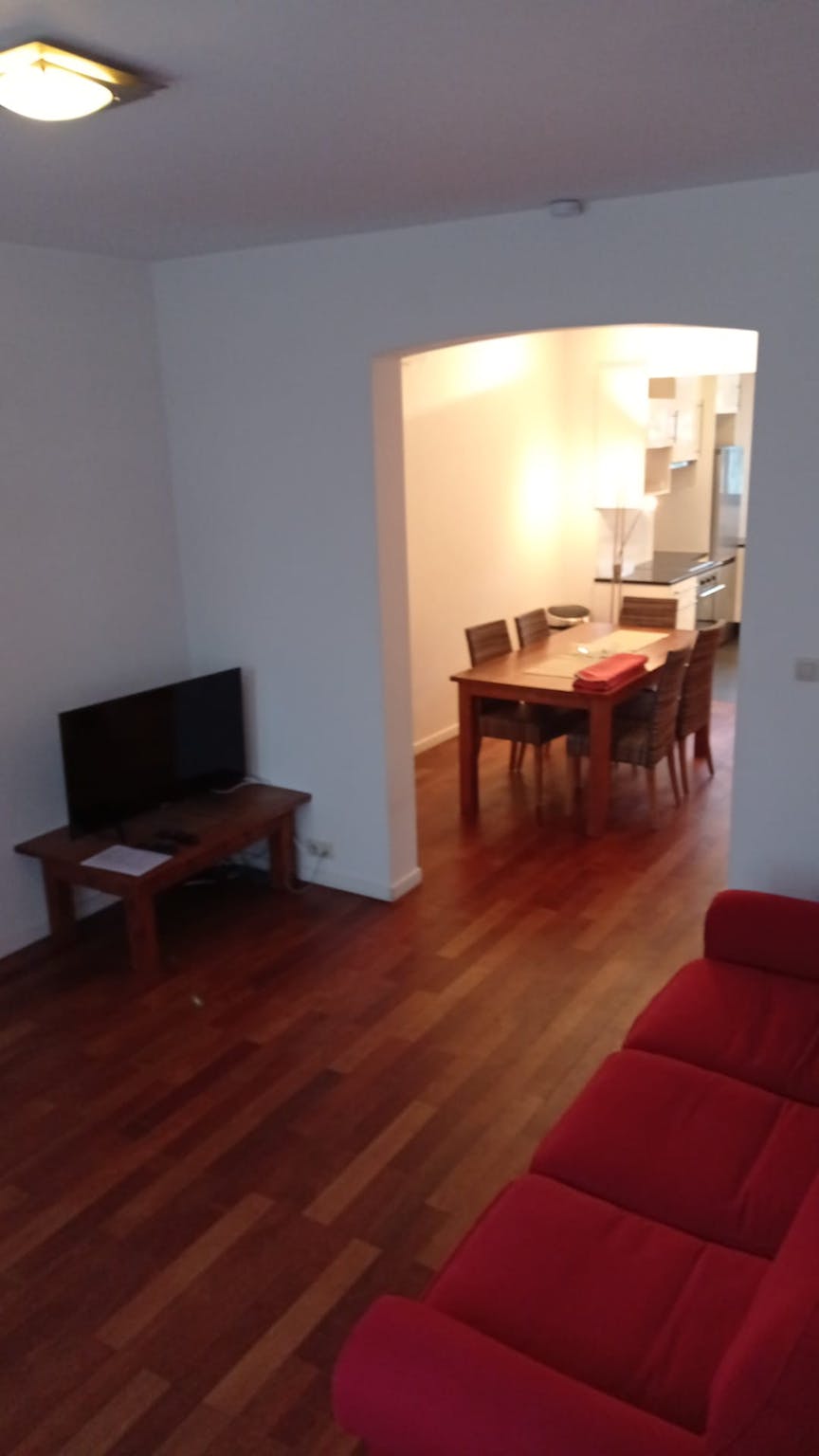 Appartement te  huur in Schaarbeek 1030 1850.00€ 2 slaapkamers 85.00m² - Zoekertje 773869