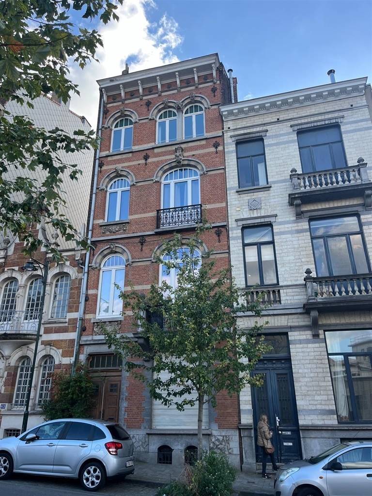 Appartement à vendre à Bruxelles 1000 292000.00€ 2 chambres 80.00m² - annonce 551252