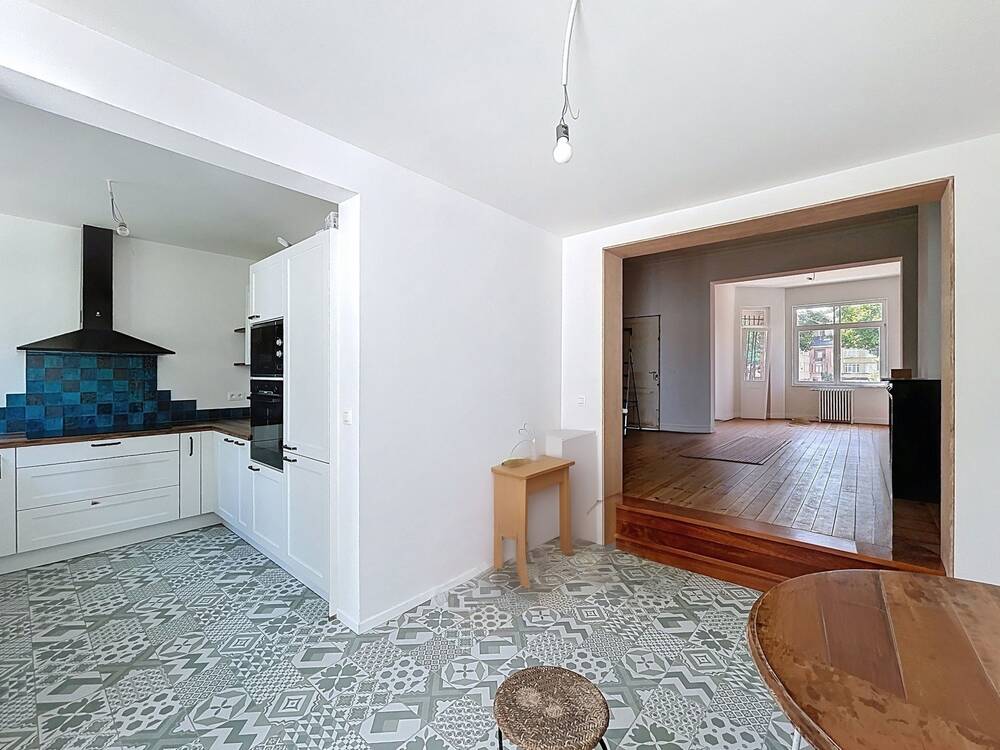 Maison à louer à Etterbeek 1040 2950.00€ 4 chambres 150.00m² - annonce 551654