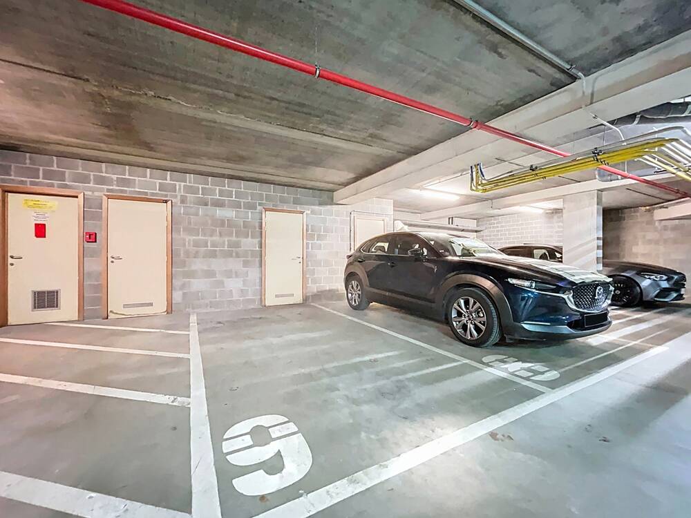 Parking / garage à louer à Ganshoren 1083 100.00€  chambres m² - annonce 551628