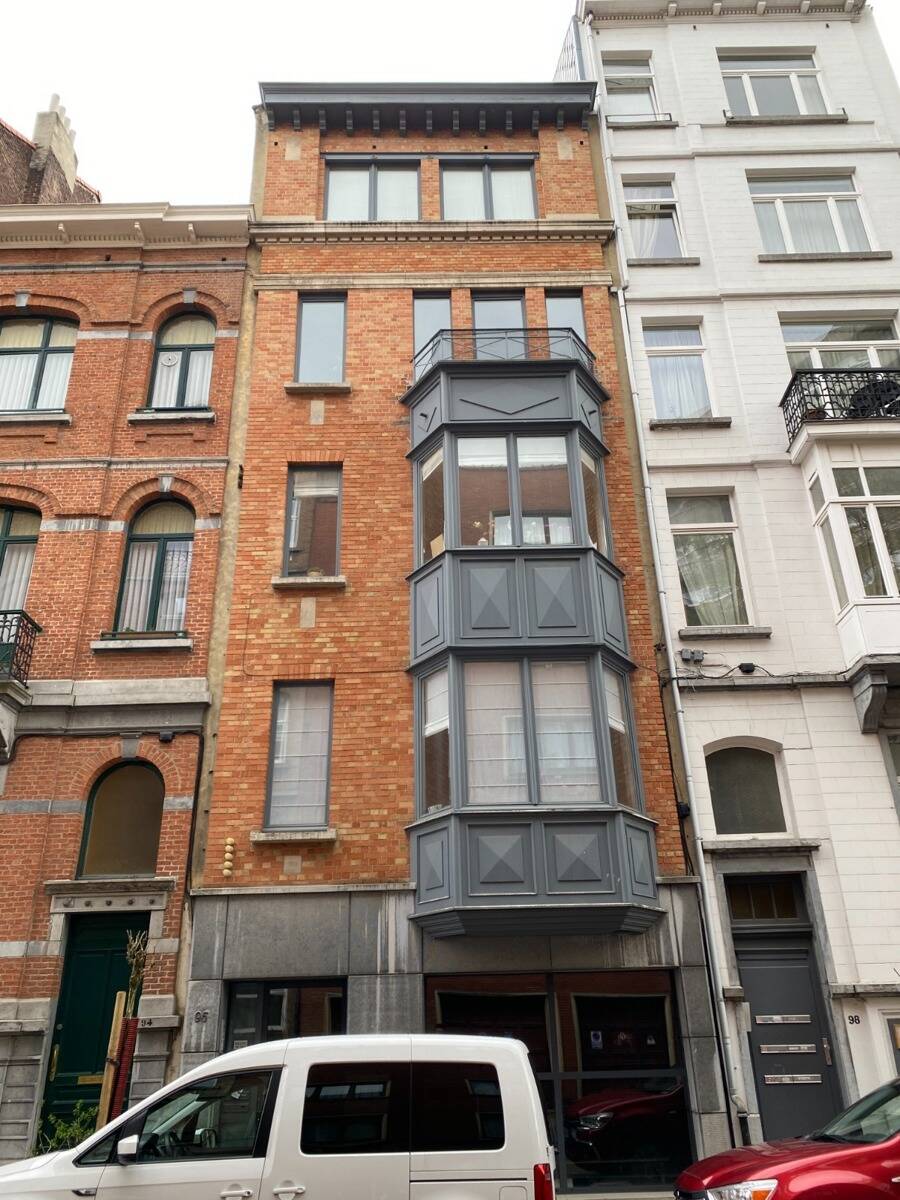 Appartement à louer à Ixelles 1050 1600.00€ 2 chambres 83.00m² - annonce 552040