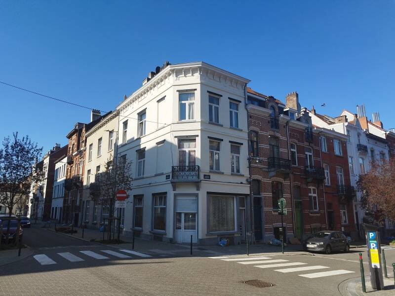 Maison à vendre à Bruxelles 1000 520000.00€ 6 chambres 239.00m² - annonce 551808